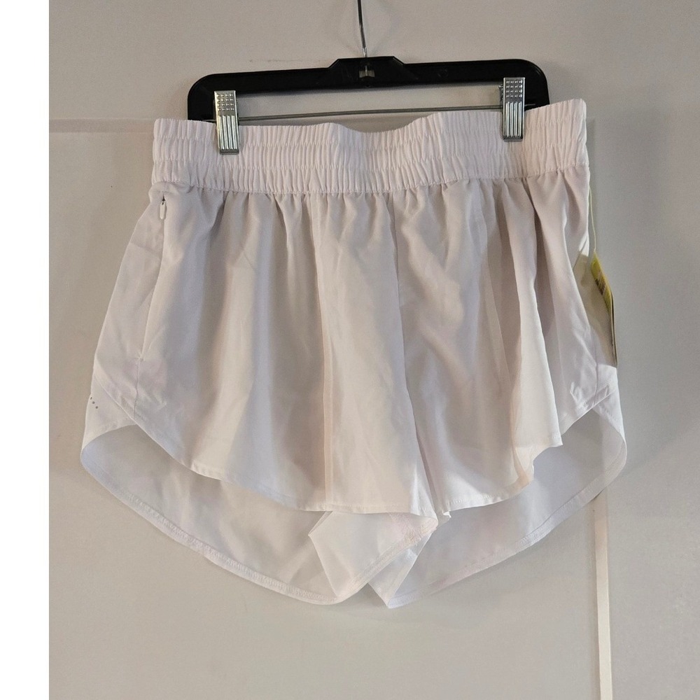 All in Motion Shorts Womens Medium White Run Mid Rise Smocked Waist 3" Inseam - Picture 2 of 11